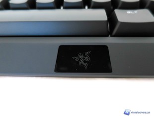 Razer-TE-Chroma-15